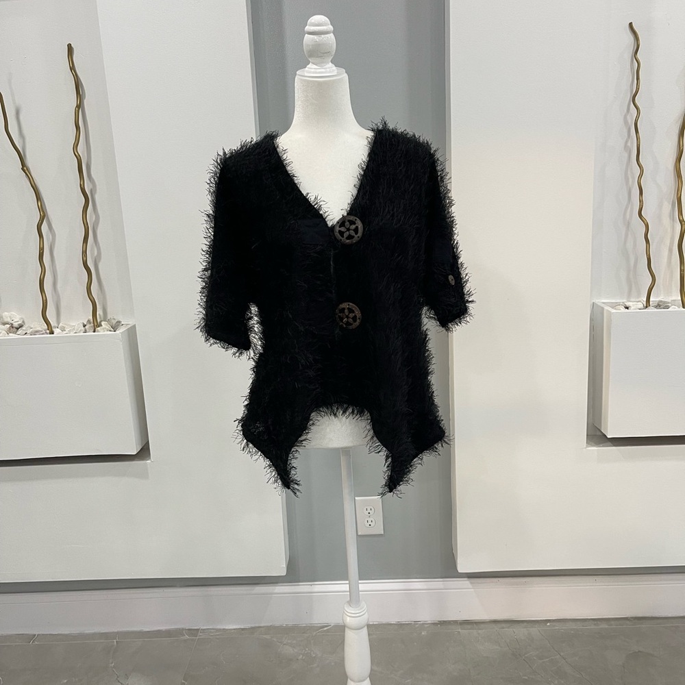 Kaktus Charcoal Fuzzy Sweater